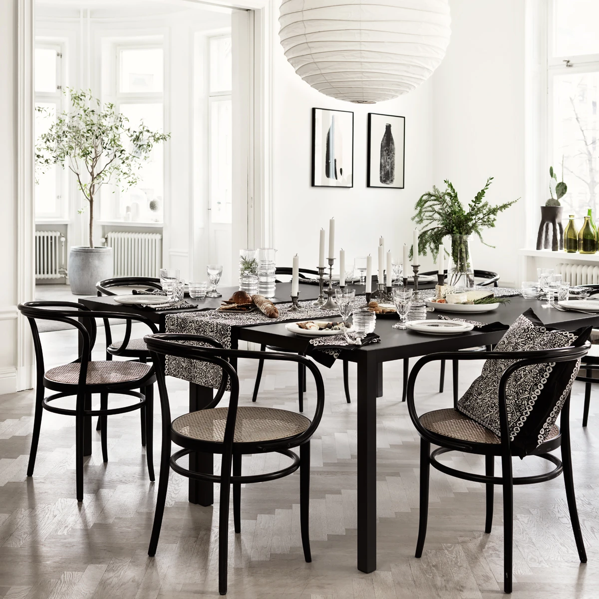 Marimekko Kulkunen Black Table Runner 3 Marimekko Kulkunen Black Table Runner