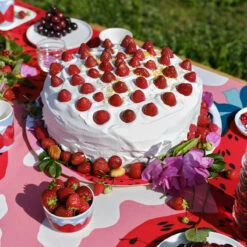Marimekko Mansikkavuoret Pink / Red Large Round Tray