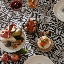 Marimekko Pikku Koppa Green Serving Dish W/ Leather Handle -Marimekko marimekko pikku koppa green serving dish w leather handle 46