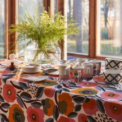 Marimekko Rosarium White / Multi Mug -Marimekko marimekko rosarium mug 65