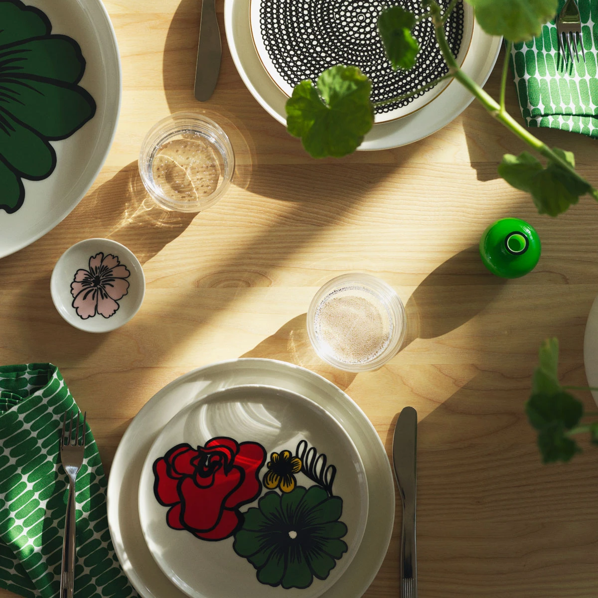 Marimekko Siirtolapuutarha 10 Year Anniversary Salad Plate 4 Marimekko Siirtolapuutarha 10 Year Anniversary Salad Plate - Image 2