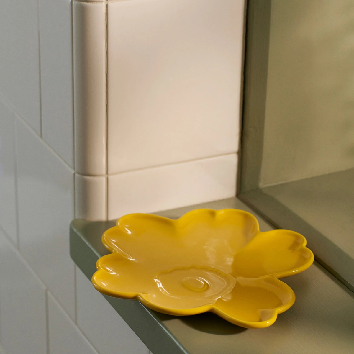 Marimekko Unikko Spring Yellow Plate - Anniversary Edition 3 Marimekko Unikko Spring Yellow Plate - Anniversary Edition